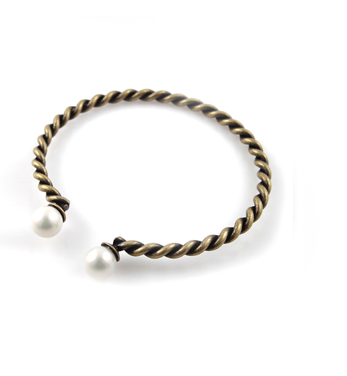 [gold antique pearl bracelet]