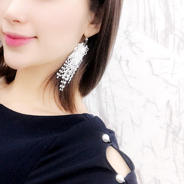 Blossom lace earrings[TITANIUM POST]