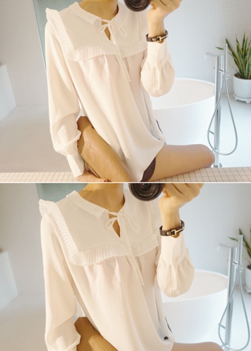 Charming bow blouse 