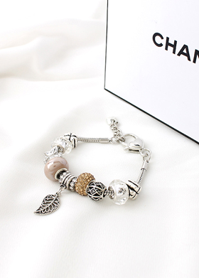 Leaf charm bracelet[베이지콤비]