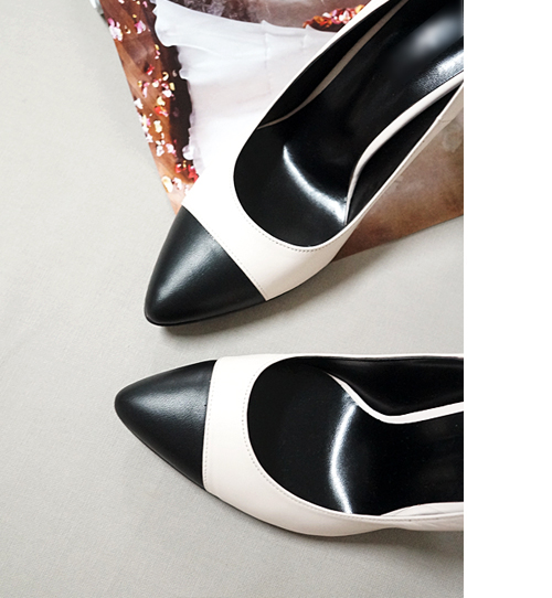[화이트&amp;블랙]combi lambskin stiletto heel